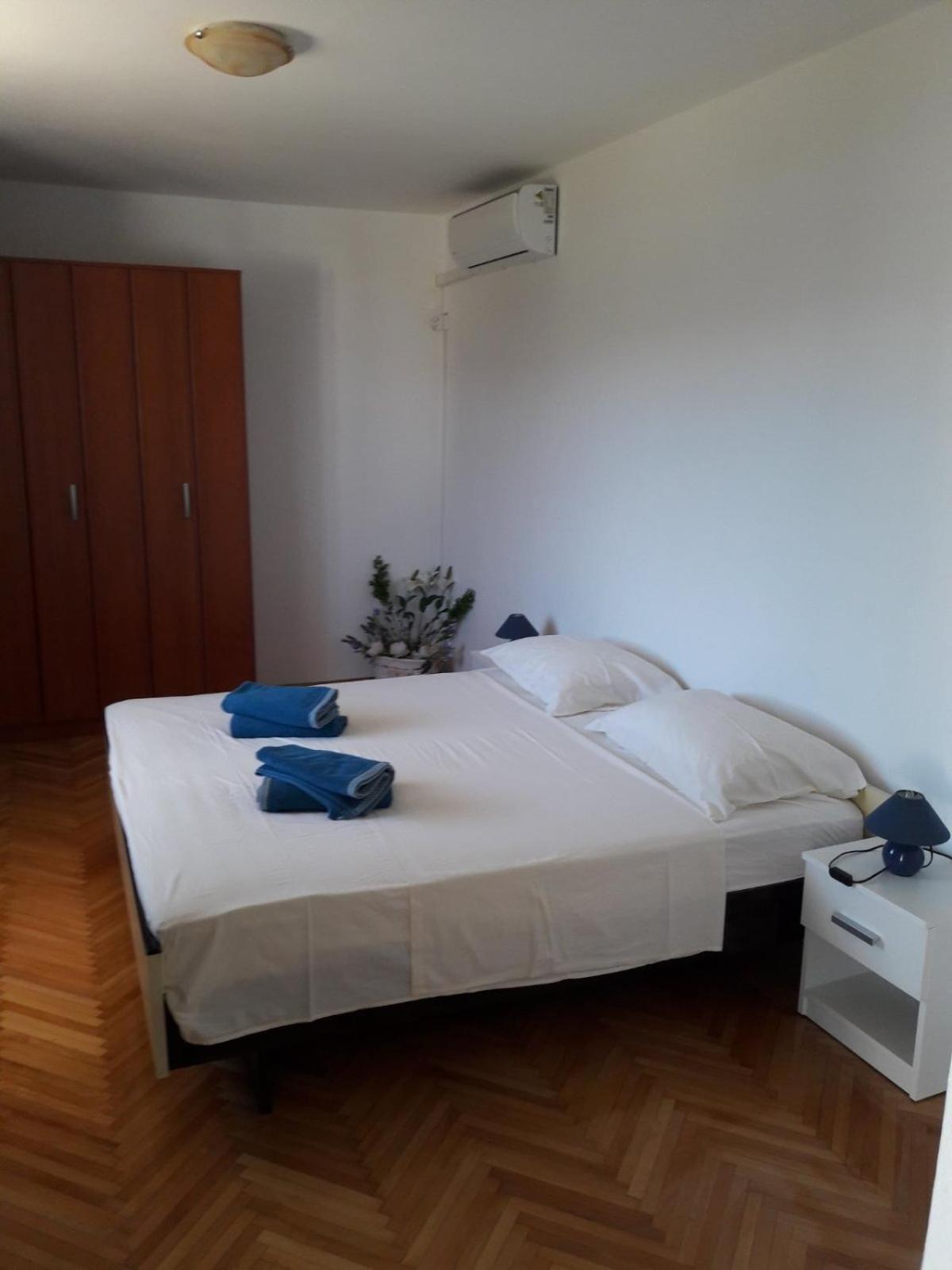 Fei Fei Apartments Račišće Camera foto